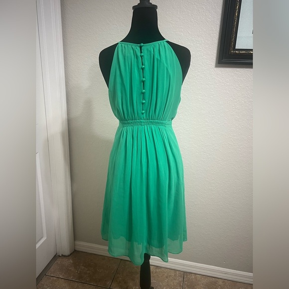 Verty Vibrant GreenSuper beautiful dress - Picture 5 of 5